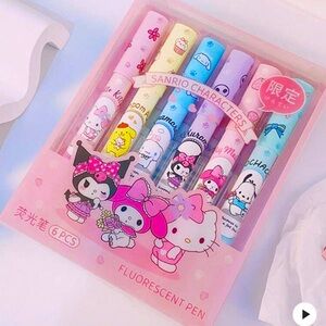 NWT hello kitty& friends markers set